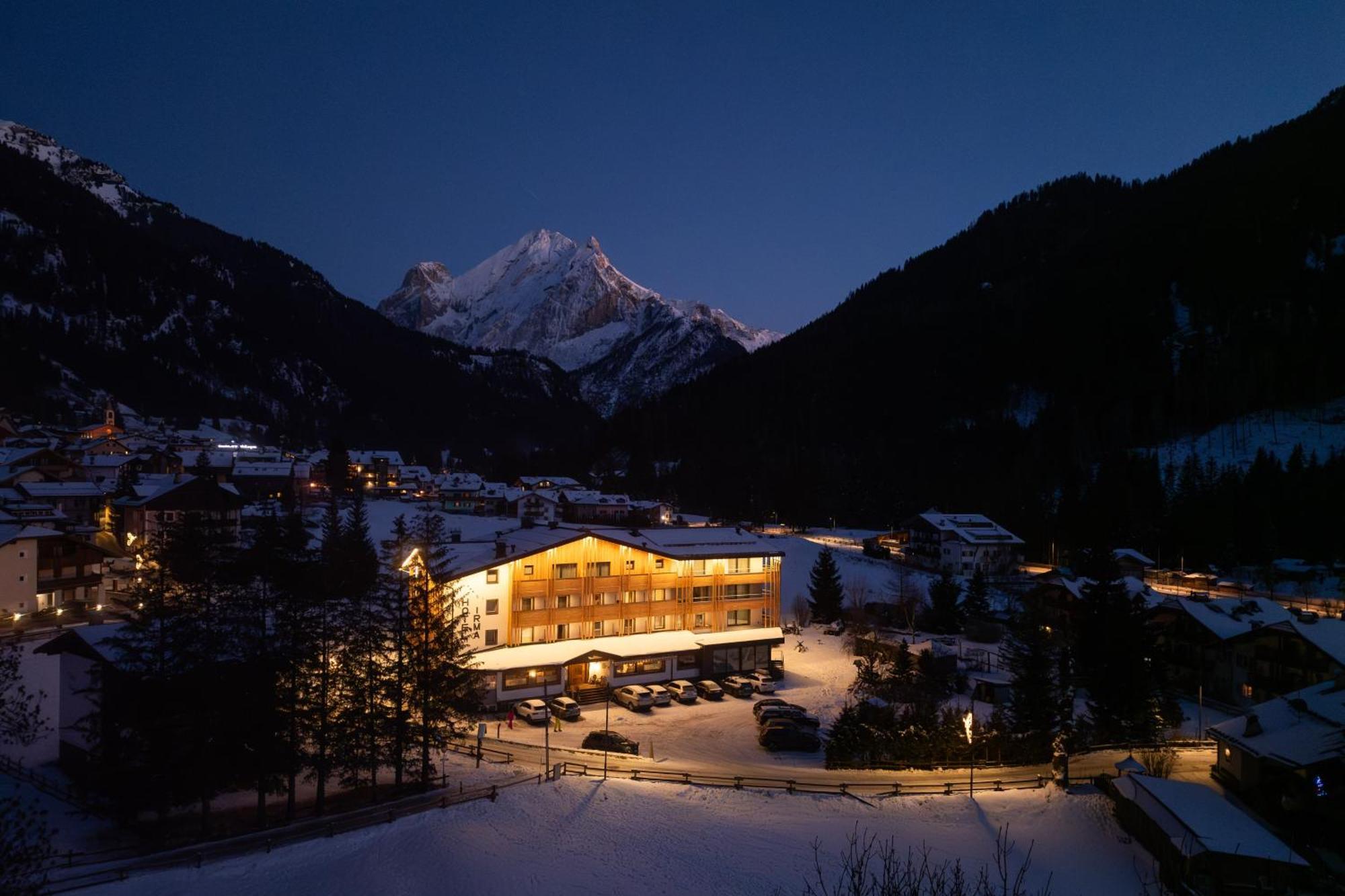Dolomiten Hotel Irma カナツェーイ エクステリア 写真