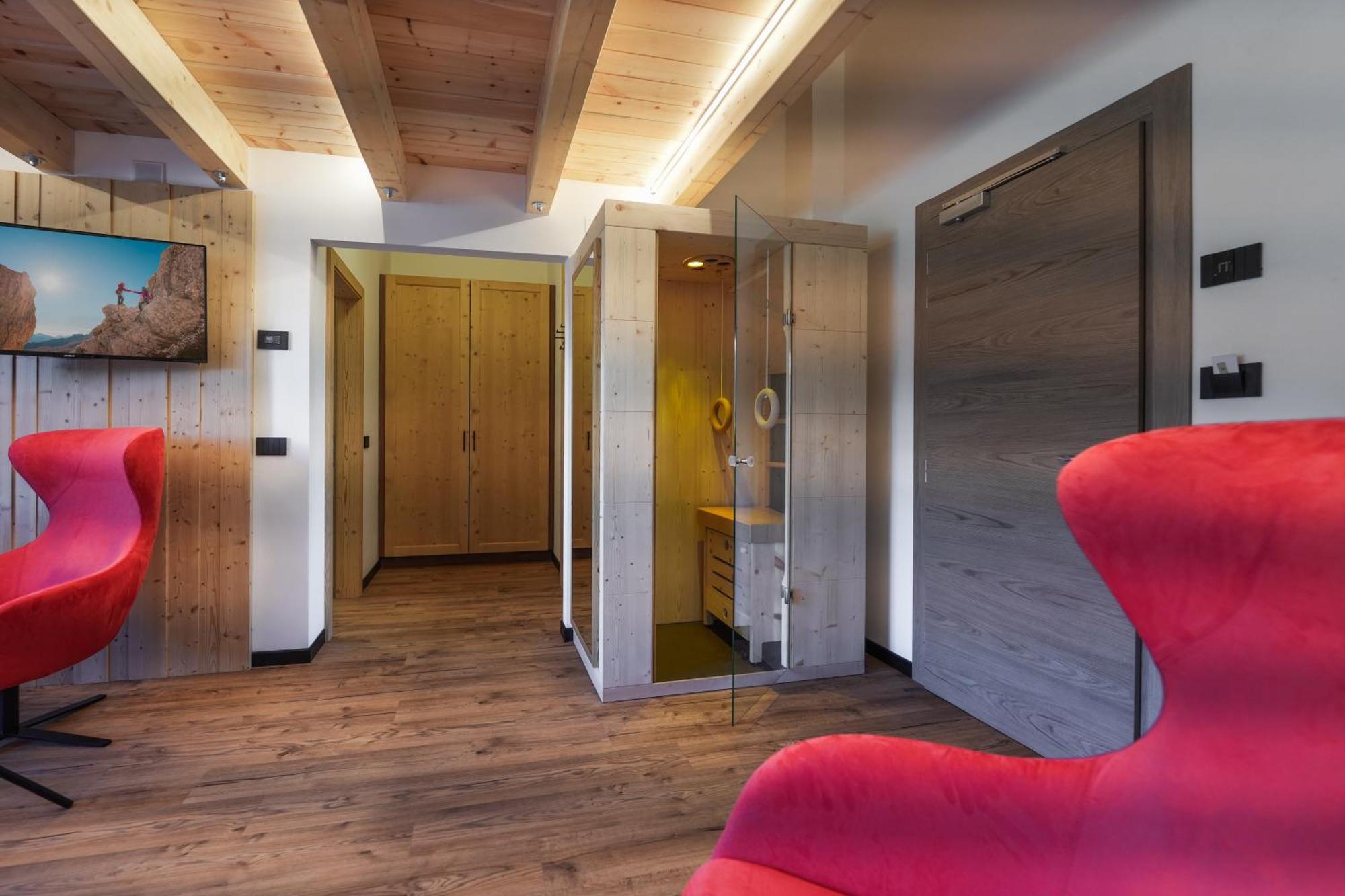 Dolomiten Hotel Irma カナツェーイ エクステリア 写真