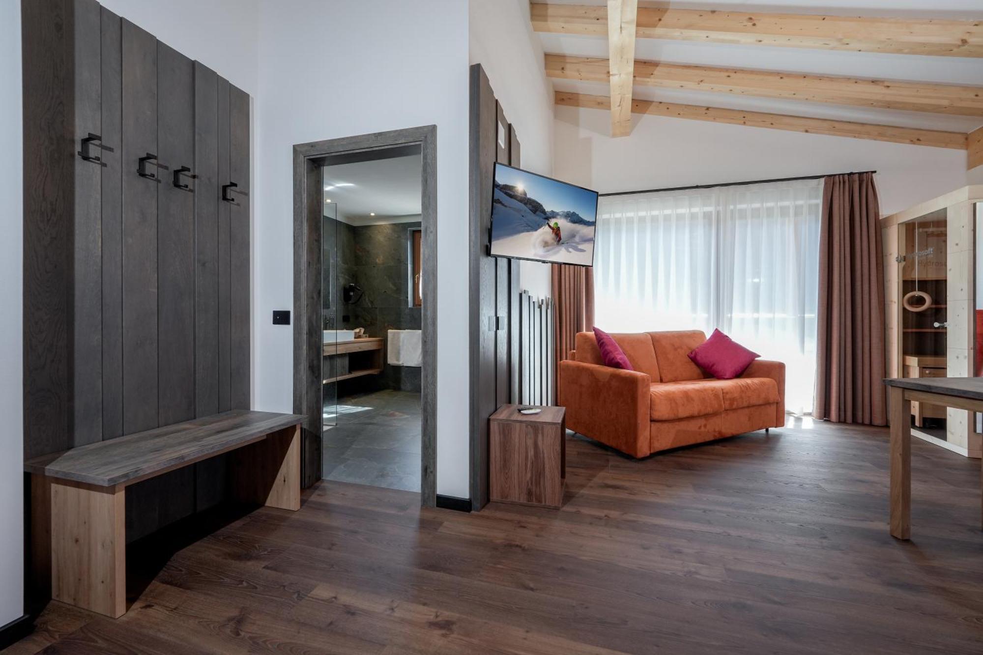 Dolomiten Hotel Irma カナツェーイ エクステリア 写真