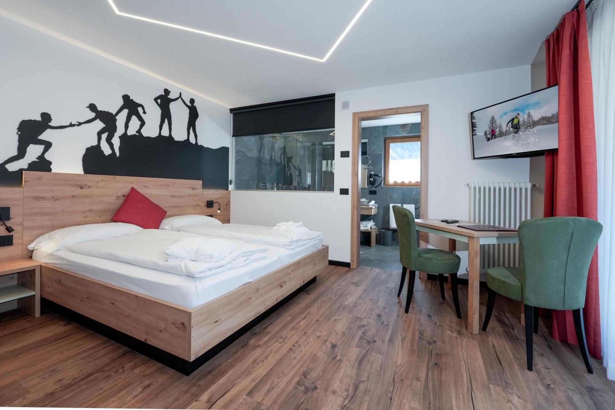 Dolomiten Hotel Irma カナツェーイ エクステリア 写真
