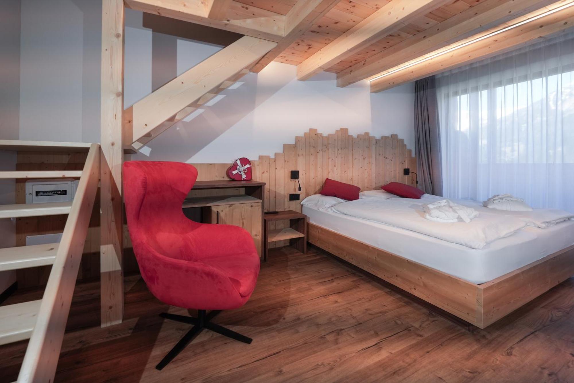 Dolomiten Hotel Irma カナツェーイ エクステリア 写真