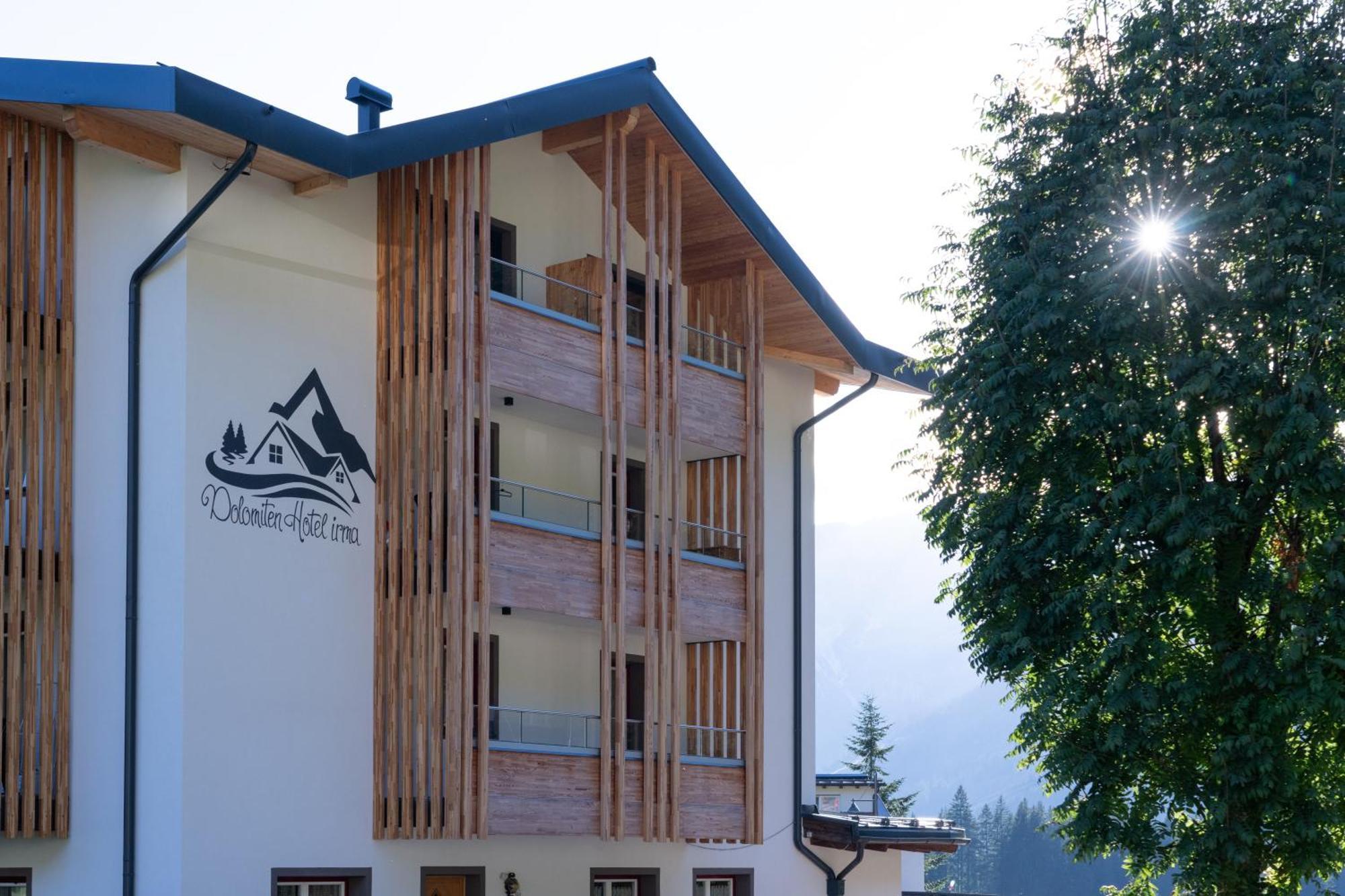 Dolomiten Hotel Irma カナツェーイ エクステリア 写真